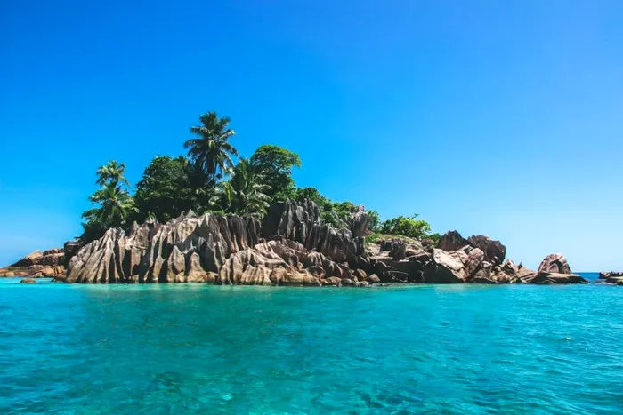 Insula Seychelles, considerata una dintre cele mai frumoase destinatii turistice de vara din lume