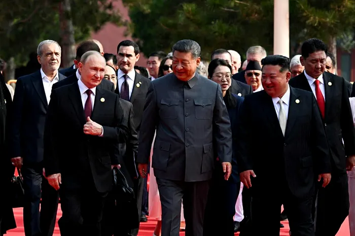 Ce vorbeau dictatorii Xi, Putin si Kim cand credeau ca nu-i aude nimeni si microfoanele sunt oprite Exista sansa de a trai pana la 150 de ani