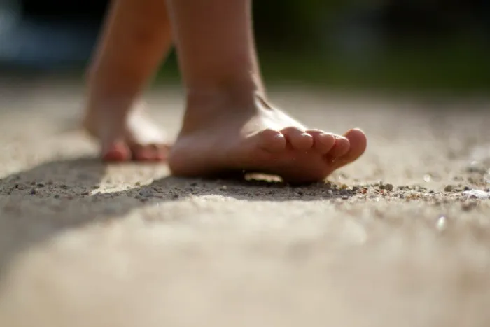 Picioarele s-au adaptat ca să putem merge și să ne ținem echilibrul pe doar două picioare.