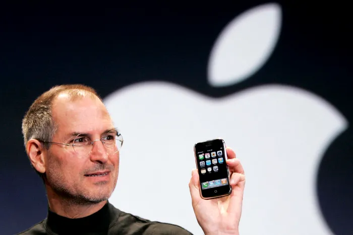 Steve Jobs și primul Apple iPhone