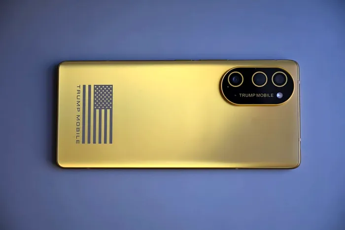 Primele teste și impresii cu telefonul patriotic al lui Donald Trump