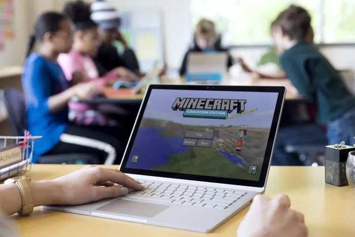 Minecraft poveste istorie joc video 2