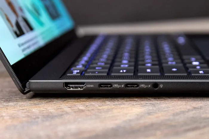 ASUS ProArt P14