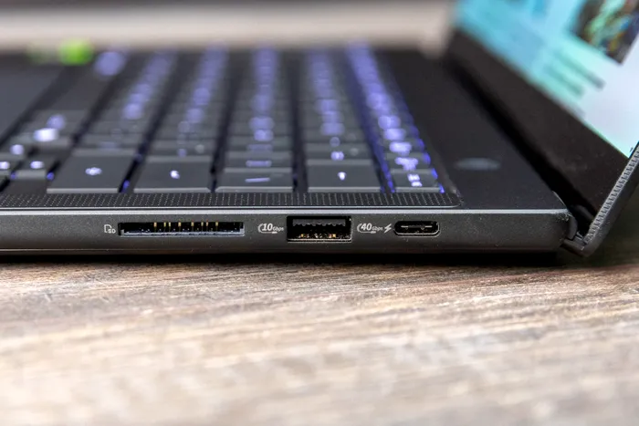 ASUS ProArt P14