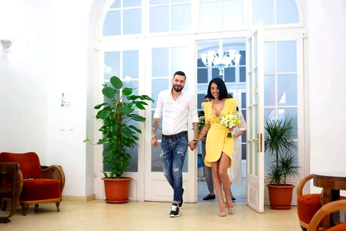 Cât a costat rochia pe care Adelina Pestrițu a îmbrăcat-o la cununia civilă. ”Unii nici nu au atât salariu!”