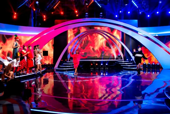 Eliminare fulger la "Îmi Place Dansul". Cine a părăsit competiția?