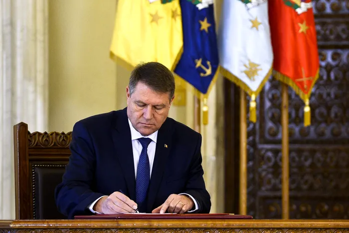 Klaus Iohannis va promulga legea care prevede tratament gratuit pentru victimele Colectiv vineri