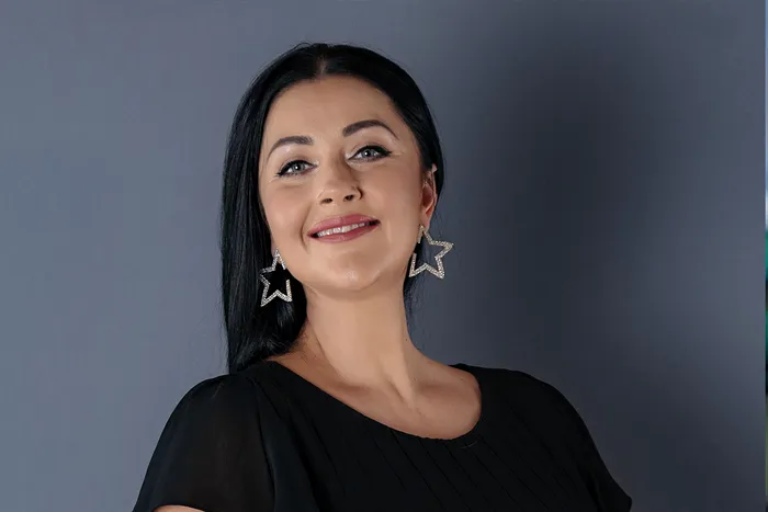 Gabriela Cristea are parodontoză
