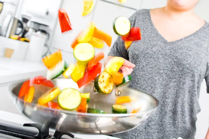 De ce nu e bine să gătești în vase de aluminiu. Specialiștii trag un semnal de alarmă