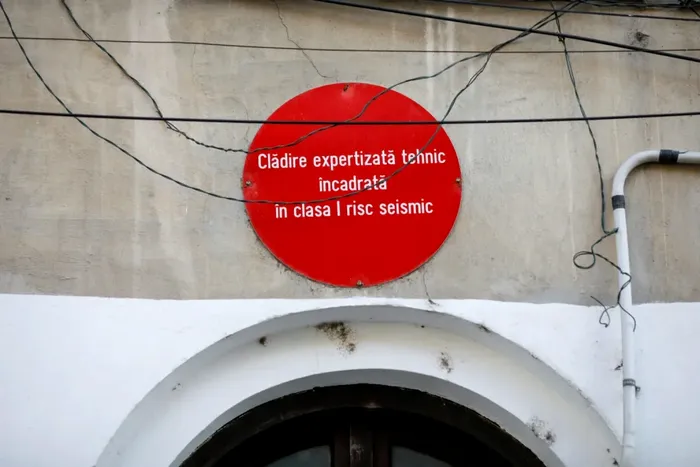 Anunţ pentru românii care stau la bloc. Cine nu mai are voie să închirieze apartamente, legea spune clar acum
