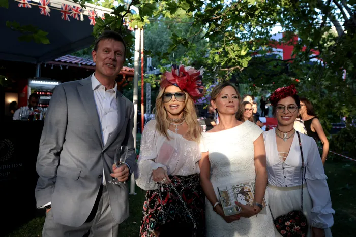 Cum și-a făcut apariția Loredana Groza la ziua Regelui Charles. Accesoriul inedit pe care l-a purtat FOTO