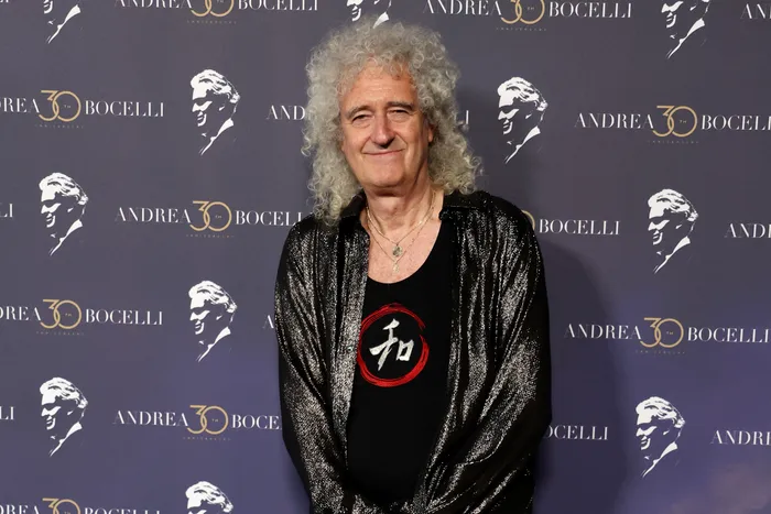 Brian May a suferit un atac cerebral. Chitaristul trupei Queen a rămas cu schele grave