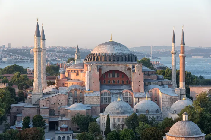 Cât costă intrarea la Palatul Topkapı din Istanbul. Românii care l-au vizitat spun că este o capodoperă și merită să îl vezi cel puțin o dată în viață