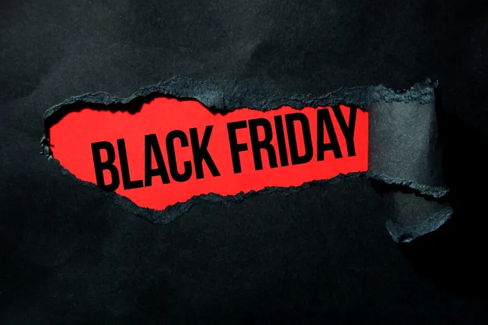 Pe ce dată pică Black Friday în 2024. A mai rămas puțin până când sute de mii de români vor da iama în magazine