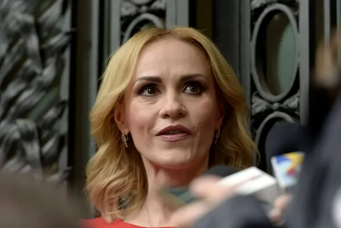 Gabriela Firea, atacata din nou de Nicusor Dan