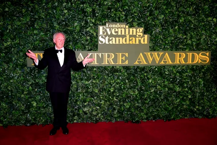 Doliu în lumea filmului. Actorul care l-a jucat pe Dumbledore în "Harry Potter" a murit. Câţi ani avea Michael Gambon