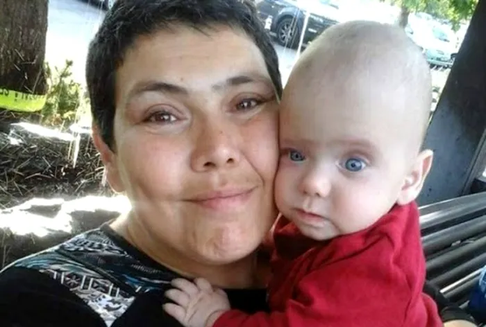 Ioana Tufaru și fiul ei