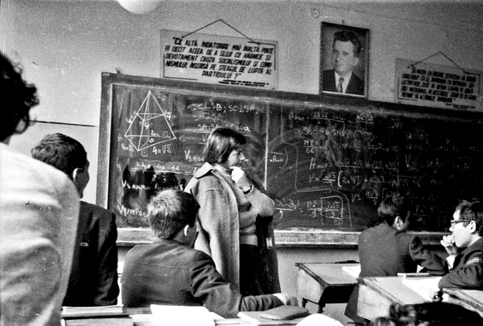 scoala-in-comunism-ceausescu