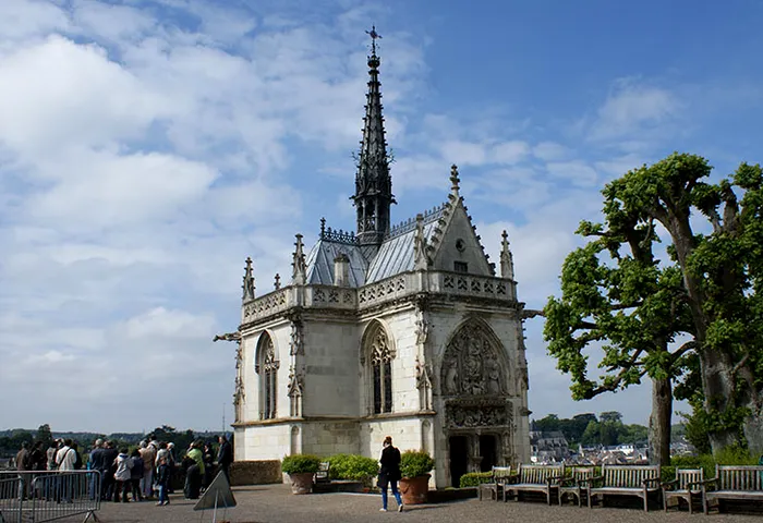 Capela Saint Hubert din Amboise, locul unde Leonardo da Vinci isi duce somnul de veci