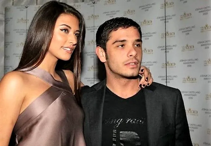 Antonia, cea mai provocatoare apariție din sezon. Și-a dat halatul jos și s-a văzut tatuajul intim