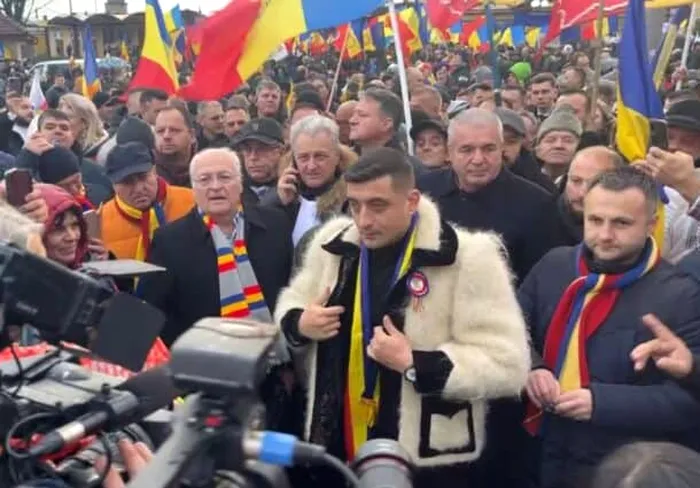 George Simion a mers la Alba-Iulia de Ziua Națională ‘Faceți loc, vine la pâine’