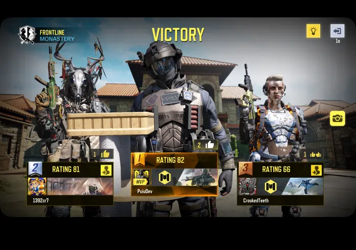 Cum arată Call of Duty Mobile pe ecranul interior de la iPhone Duo