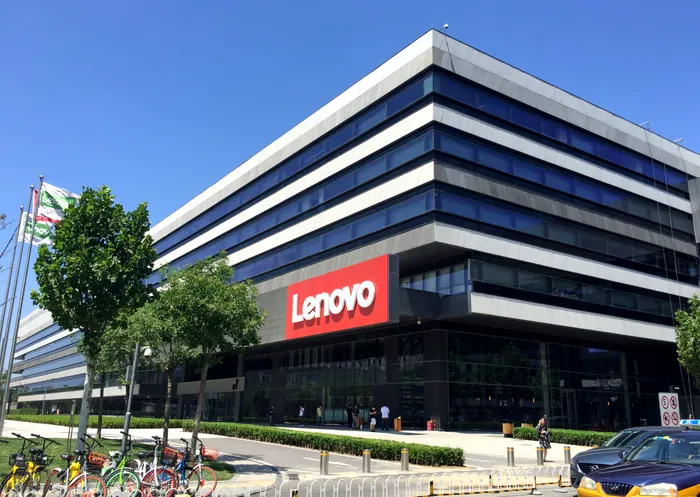 Lenovo deschide o fabrica de productie langa Budapesta