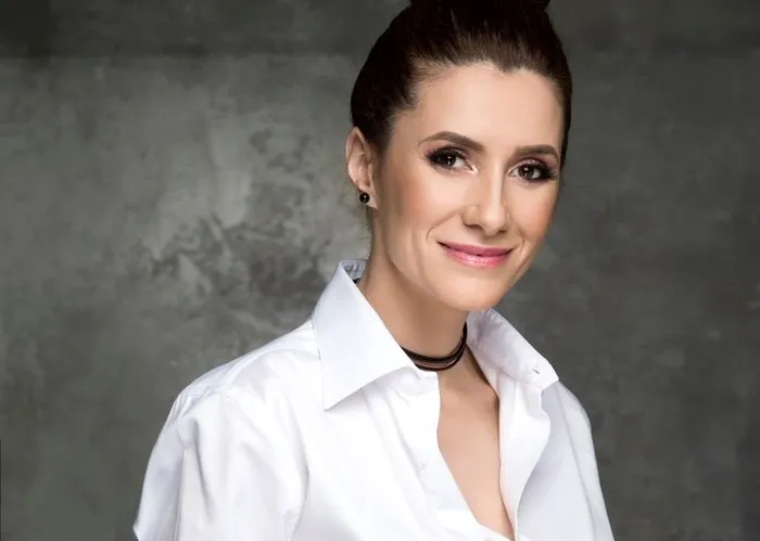 Cine a fost prima persoană care a citit cartea Iulianei Tudor: 'A început să plângă după 3 minute' VIDEO EXCLUSIV