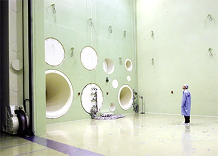 Large European Acoustic Facility Cel mai mare sistem de sonorizare