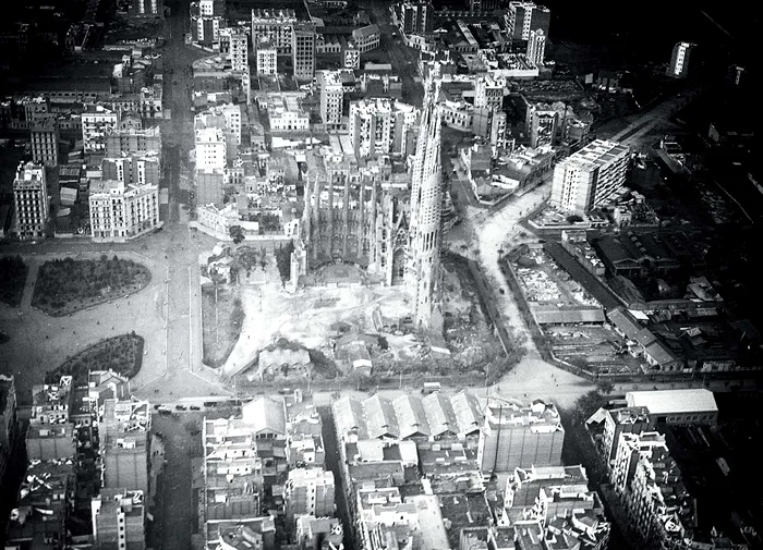 Sagrada Família în 1930