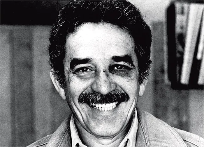 Gabriel Garcia Marquez, în urma pumnului primit în ochi de către Mario Vargas Llosa. 1976. Foto arhivă