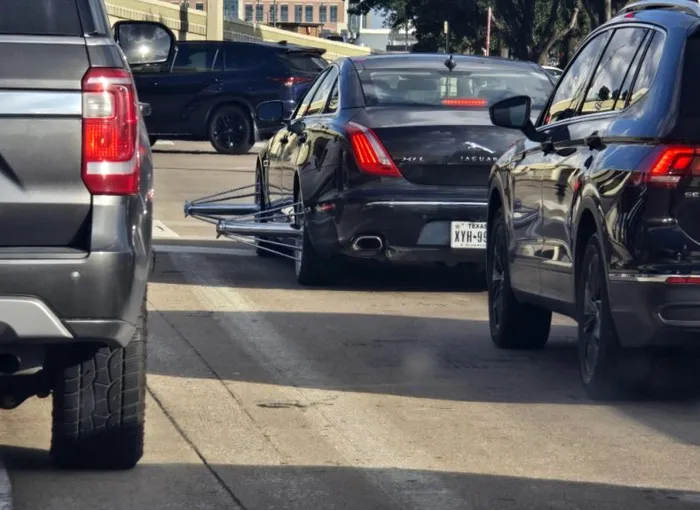 Swangas nu au fost inventate pentru utilitate, ci pentru stil (Foto: Reddit)