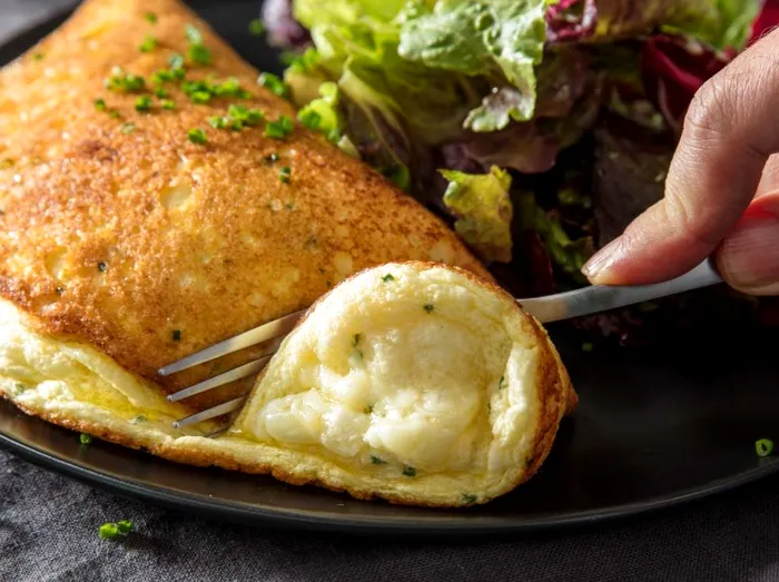 Omletă pufoasă cu bicarbonat