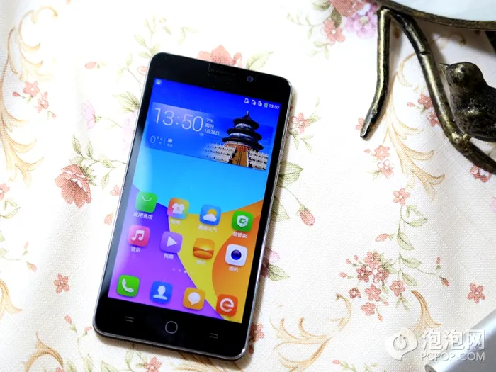 cel mai subtire smartphone din lume Coolpad IVVI K1