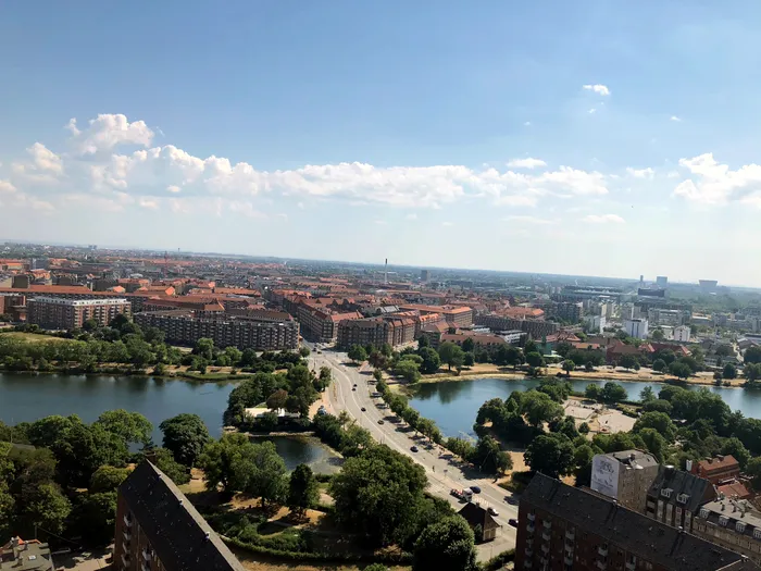 iPhone X - Copenhaga de deasupra