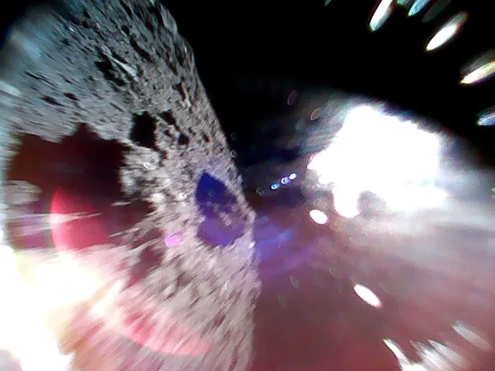 sonda spatiala imagini asteroid