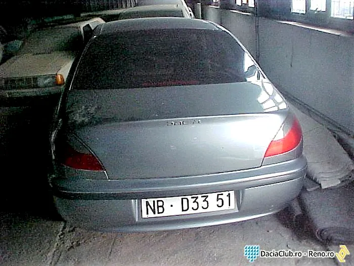 dacia d33 renault italia