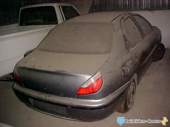 dacia d33 renault italia