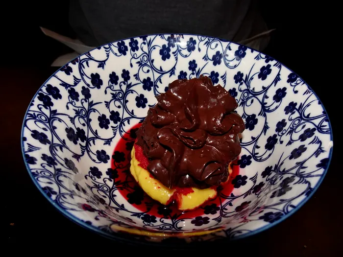 ”Zuppa Inglese” - desert cu multă ciolocaltă la Franceschetta 58