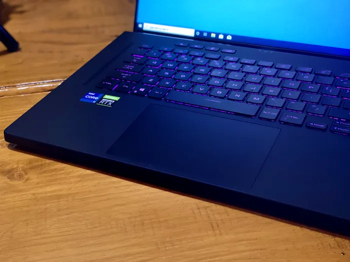 ASUS Zephyrus GU603HM keyboard