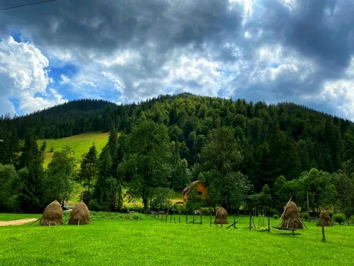 destinatii ieftine vacanta rusalii sate apuseni