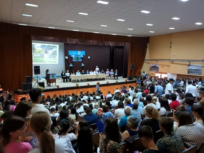 Scoala Ineu Arad