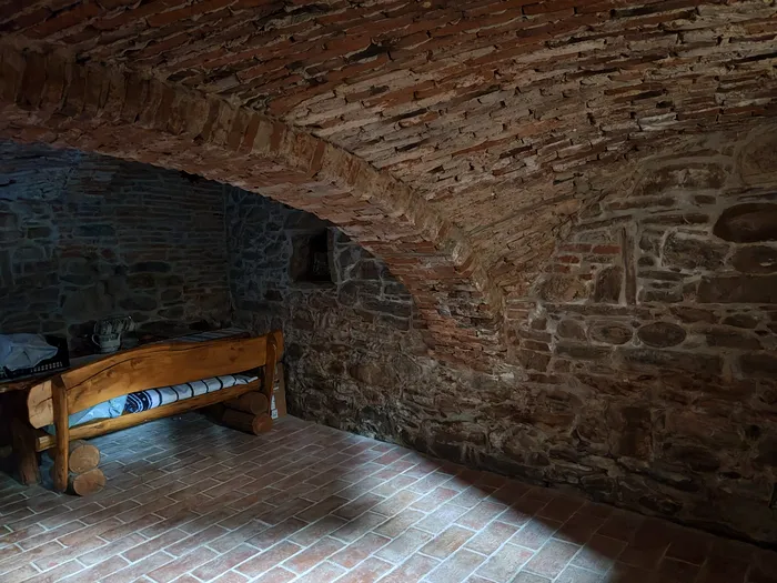 REVIEW Motorola RAZR 50 Ultra - captură în condiții de lumină redusă