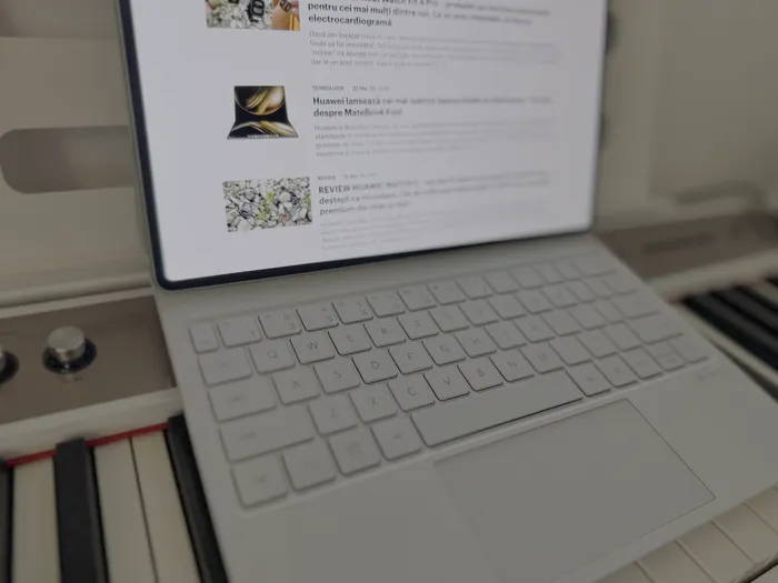Tastatura de la HUAWEI MatePad Pro 12.2-inch oferă o experiență la nivel de PC / foto: Playtech