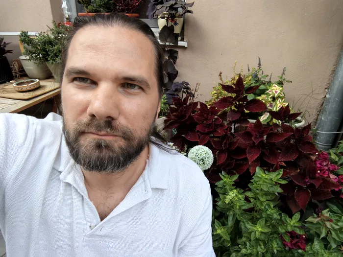 Selfie cu motorola edge 70 max