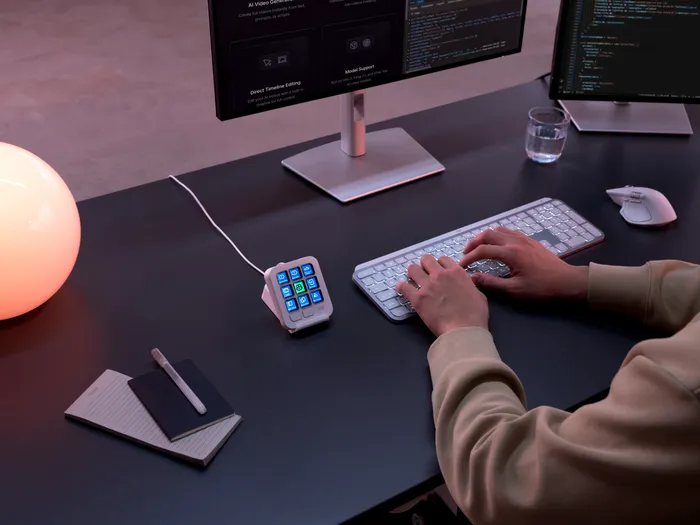 MX Keypad este disponibil în două finisaje
