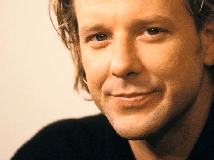 Starul Mickey Rourke, impresionat de talentul uriaș al unui român. ”Greu găsești la Hollywood un actor capabil de un asemenea rol”. La cine se referă, de fapt EXCLUSIV