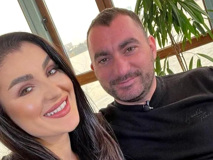 Larisa Popa s-a afișat în "curtea" concurenței 