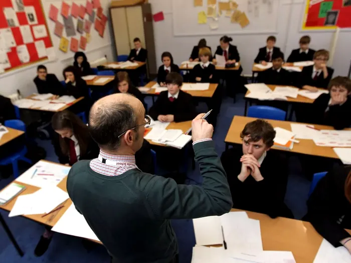 Sali de detentie in scoli pentru elevii care deranjeaza orele. De cand ar putea fi introdusa aceasta masura