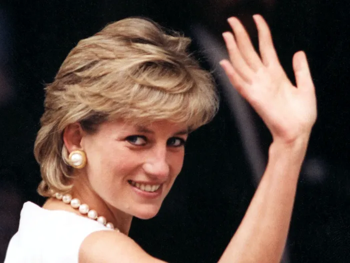 Motivul pentru care Prințesa Diana nu a vrut să își schimbe sub nicio formă coafura. A fost un atac direct asupra Reginei Elisabeta a II-a